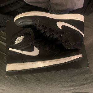 Yin Yang jordan 1s